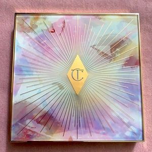 Charlotte Tilbury Glowgasm Face Palette - Lovegasm